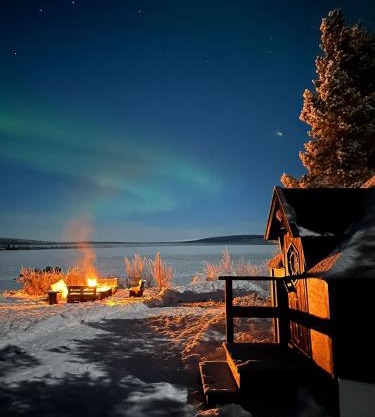 Camp Caroli Hobbit Hut