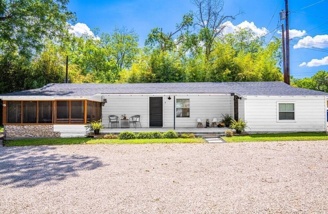 Camp House @ Haven on the Loop
