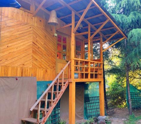 Camp Oak View, Camp and Cottages, Bir