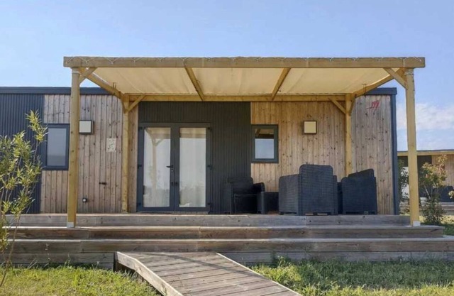 Camping 3 étoiles - Piscine - ccbadcc