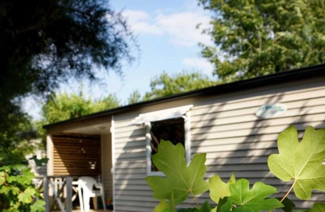 Camping 4 étoiles - Piscine - cbgcaig