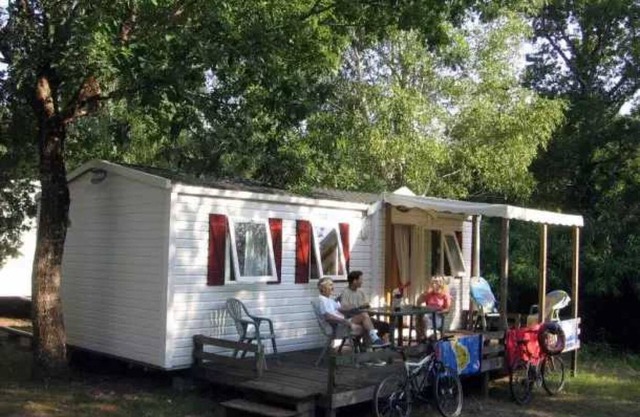 Camping 5 étoiles - Parc aquatique - eebdbb