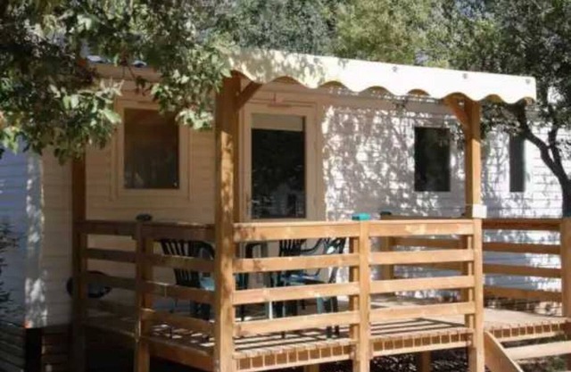 Camping 3 étoiles - Piscine - eebbcg