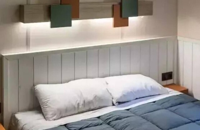 Camping La Presqu'île du Barcarès* - Chalet Classic XL 3 rooms 4 people
