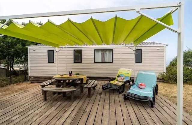 Camping Les Albères * - Magical Mobile Home 4 Rooms 6/8 People Air-conditioned + TV