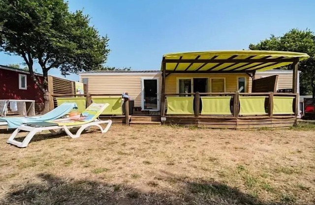 Camping Les Albères * - Mobile Home Trio Premium 4 Rooms 6 People Jacuzzi + Air Conditioning + TV