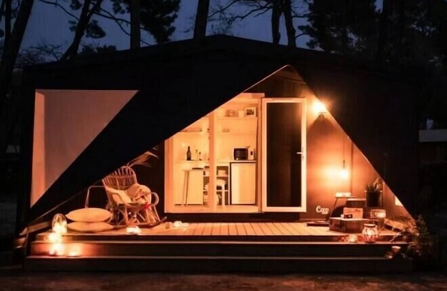 Campsite Flower Le Mas de Mourgues*** - Ecrin Cocoon Unusual (without sanitary facilities) 3 Rooms 4 People