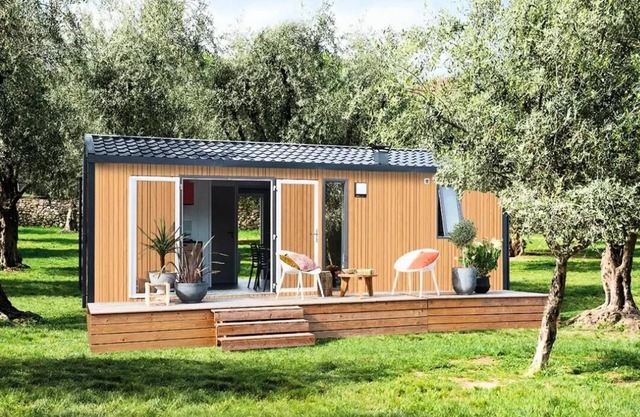 Campsite maeva Escapades Domaine des Tamaris * - Mobil Home Premium 3 Parts 4 People Air-conditioned + TV