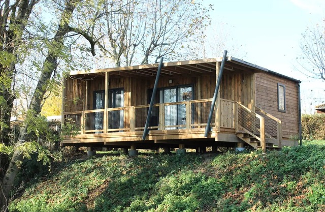 Campsite La Grappe Fleurie * - Chalet Premium 4 persons