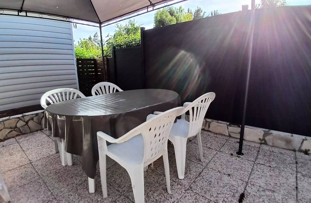 Campsite maeva Escapades Parc Valrose * - Mobil-Home 3 Rooms 4 People Air-conditioned + TV
