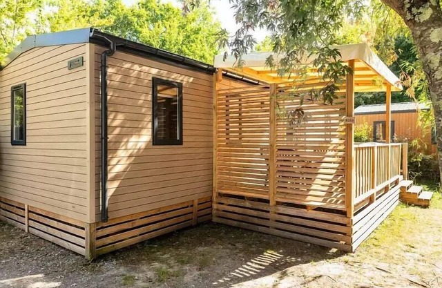 Campsite Mayotte Holidays* - Mobile home Premium 4 rooms 6 people air-conditioned
