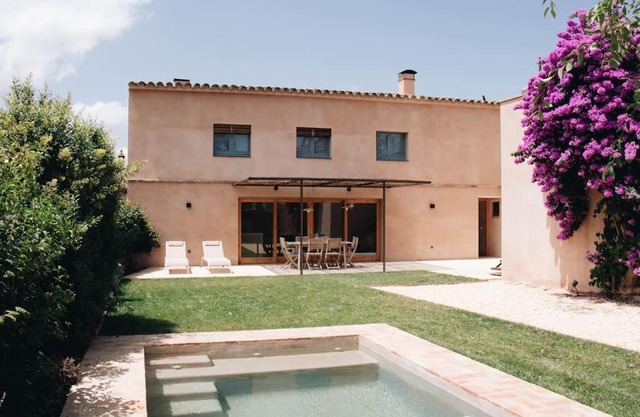 Can Camades - Casa amb jardí i piscina a L'Empordà