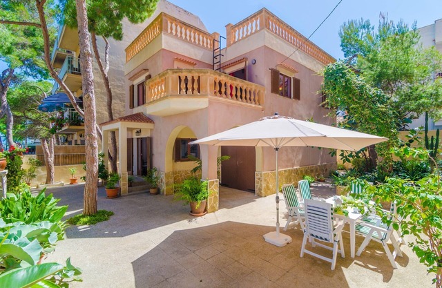 Can Pedro Ros - House In S'illot-cala Morlanda
