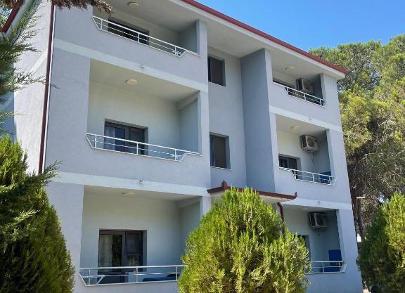 Canary Hotel