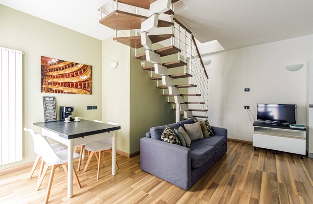 Candiani Building - Elegant 2-level Apartment with 3 bedroms