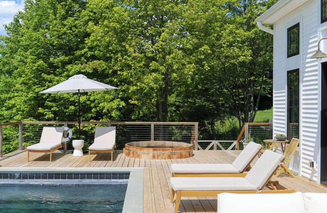 Canopy Hill House - Modern w/Pool + Hot Tub + Mt Views