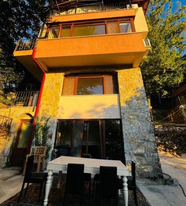 CANPOLAT Villa
