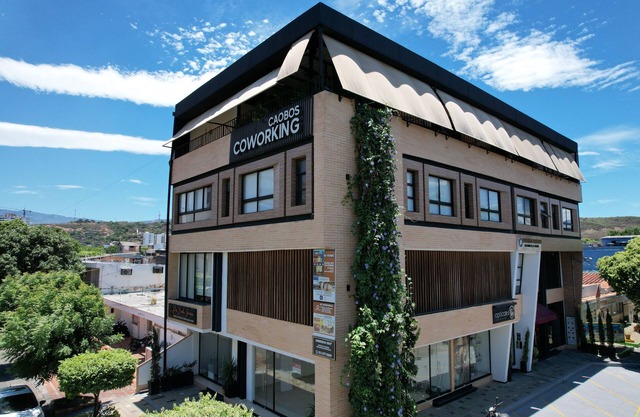 Caobos Center Coliving & Coworking