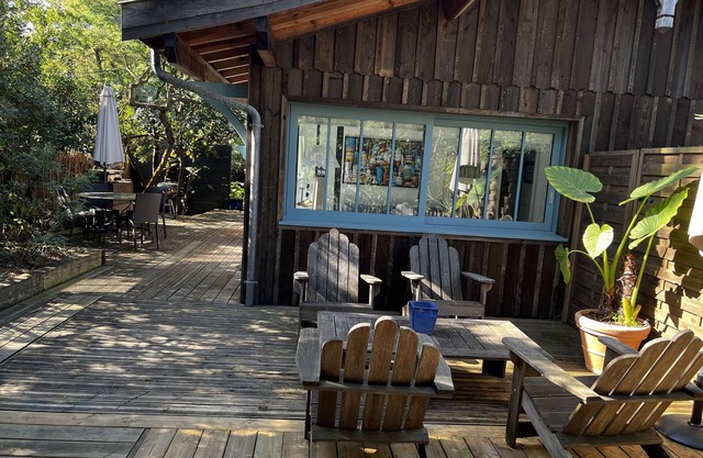 Cap Ferret, charm of a wooden cabin and comfort of a recent realization.