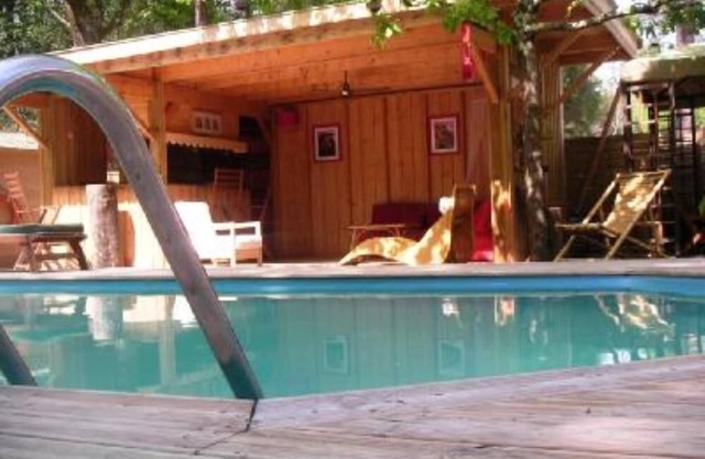 *CAP FERRET* VILLA LARGE WOODEN CHALET 5 BR + SWIMMING POOL + Garden BAR/BBQ