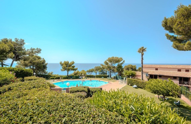 Cap Soleil - Swimming pools, Tennis courts & Cove