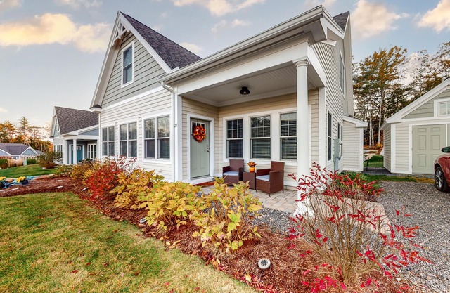 Cape Arundel with AC | Heated Pool, Hiking Trails & Gym | 15 Mins to Beaches