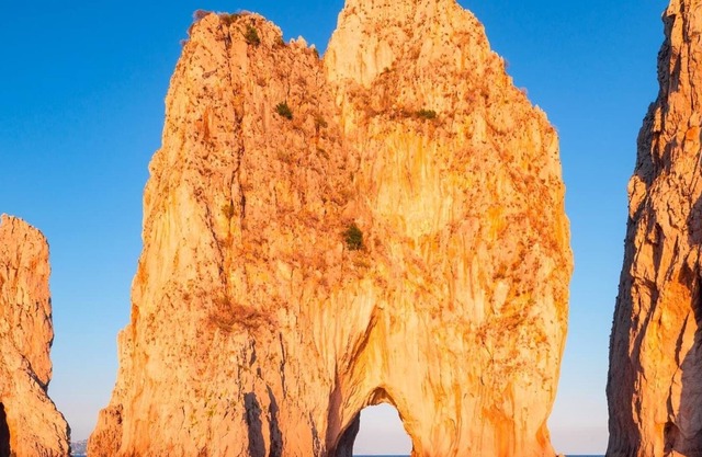 Capri private boat tour