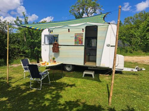 Caravane 70's
