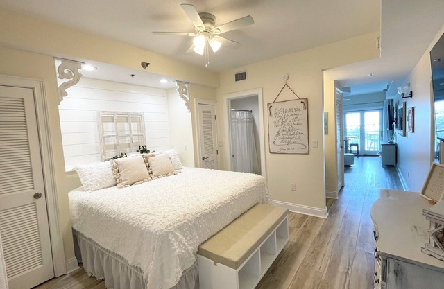 Carillon Beach 5th Floor Condo ~ Gorgeous Ocean Views/Near 30-A