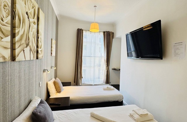 Carlton Courth Hotel Eastbourne