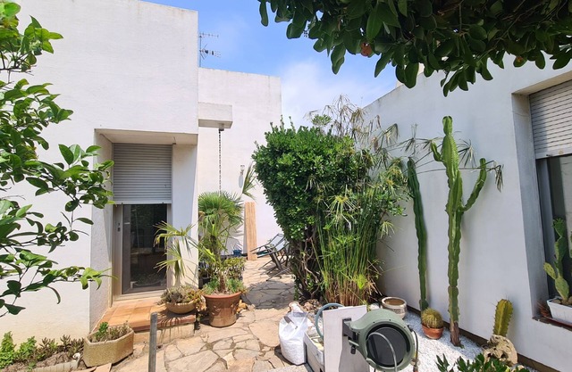 Carnon plage : Villa Lilou for 8 people, 30 metres from the beach