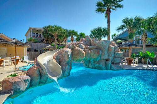 Carpe Beach Bum AvantStay Resort PoolBy Beach