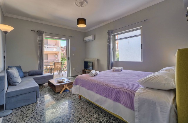 Carpe Diem Apartments By Athens Airport