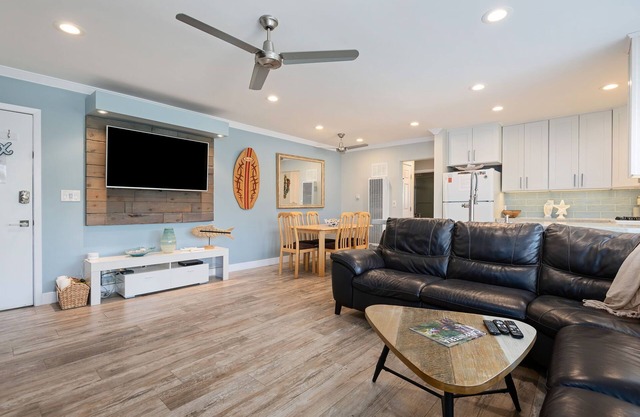 Carpinteria Beach Getaway - Steps from the Sand! DISCOUNTED WEEKLY & MONTHLY