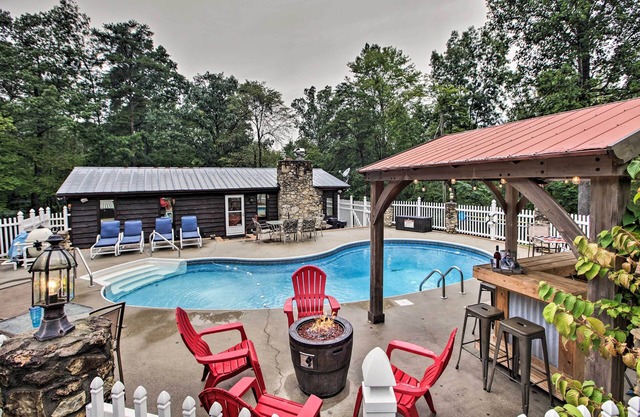 ‘Carter’s Hideaway’ by Fairy Stone: Pool & Hot Tub