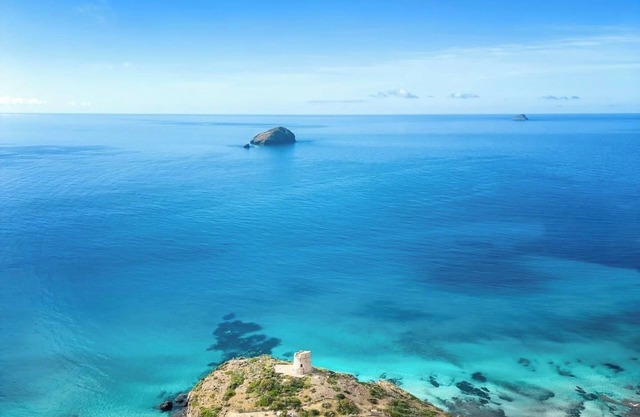 Casa Alla Torre : Stunning location Exceptional outdoors -Beach on your doorstep