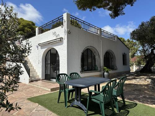Casa Bassetes cerca de las playas y calas de Calpe