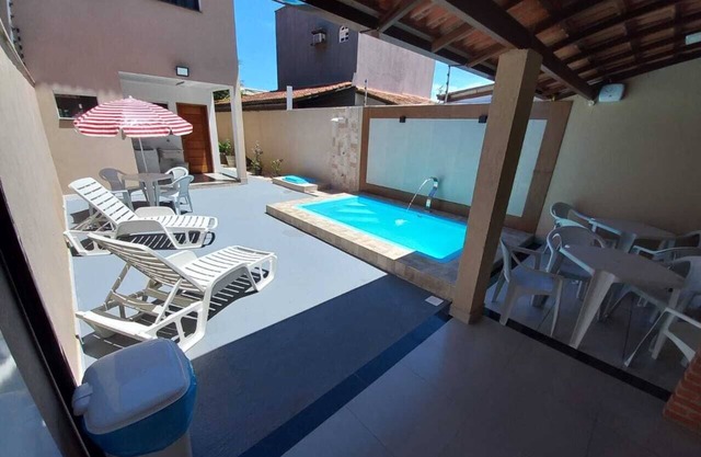 Casa Duplex Climatizada com Piscina Para 8 Pessoas