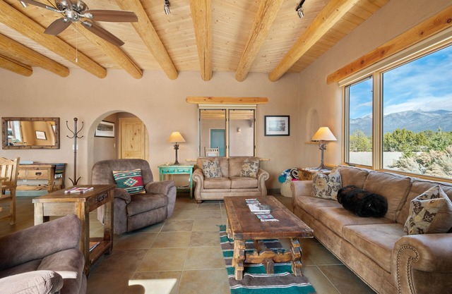 Casa Cielo | New Desert Hideaway | Mountain View, Custom Décor, Hot Tub