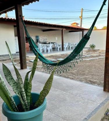 Casa Completa, muito bem localizada !