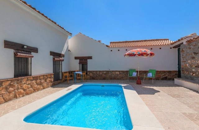Casa de las Ruedas Baños de la Encina by Ruralidays