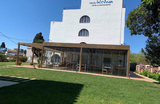 Casa Del Mar Hotel & Apartaments