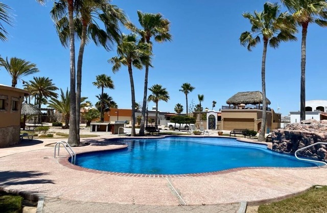 Casa Diamante (3 Bedroom 2 Bathroom)