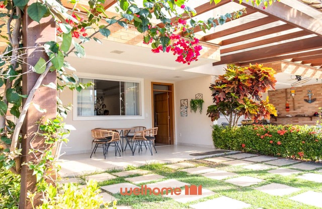 Casa em Manguinhos a 2 min da praia com lazer completo