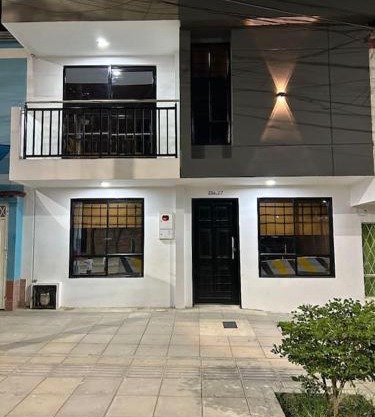 Casa familiar en Girón