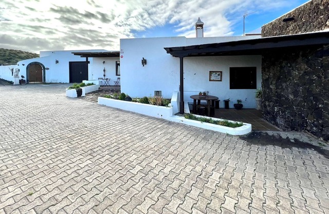 Casa grande con terraza,barbacoa,vista a montaña