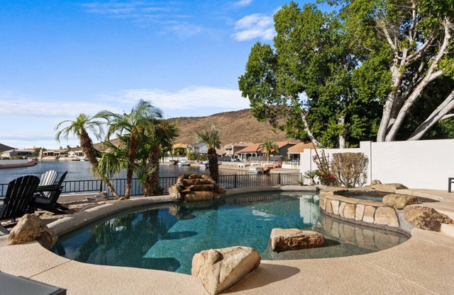 Casa Madera Lakeside