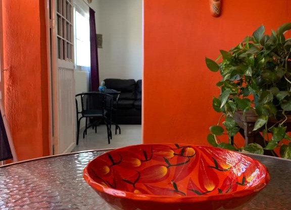 Casa Madero #1, Central Studio Apartment 1 Block From Malecon