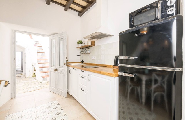 Casa Manuela - Two Bedroom Chalet, Sleeps 2