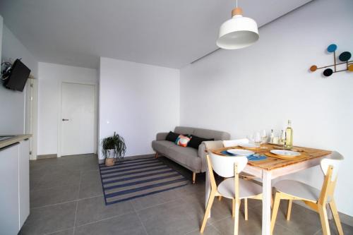 CASA MAR GINES , COMODIDAD Y CERCANIA A TU MANO.